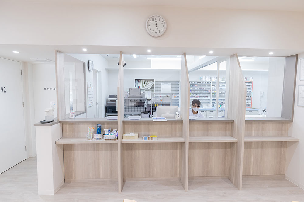 福神調剤薬局 箱崎駅前店 写真