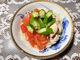 トマトとオクラのさっぱり素麺