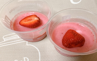 苺と甘酒のプリン