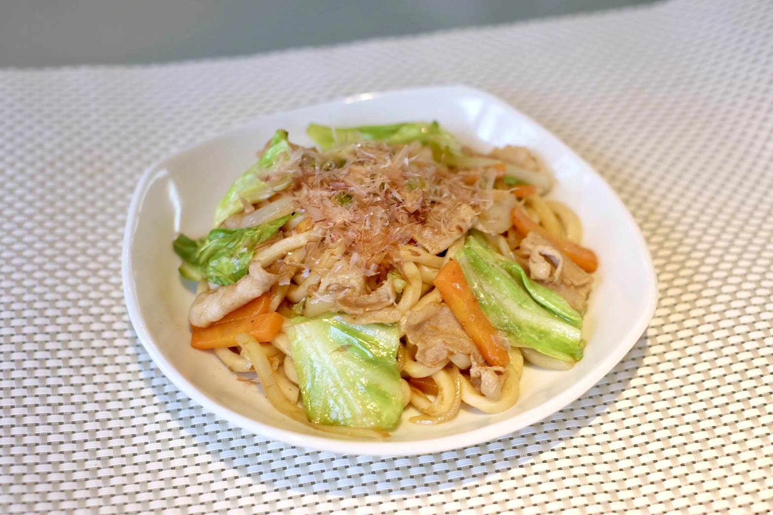 肉に野菜に栄養満点！北九州市発祥の焼うどん